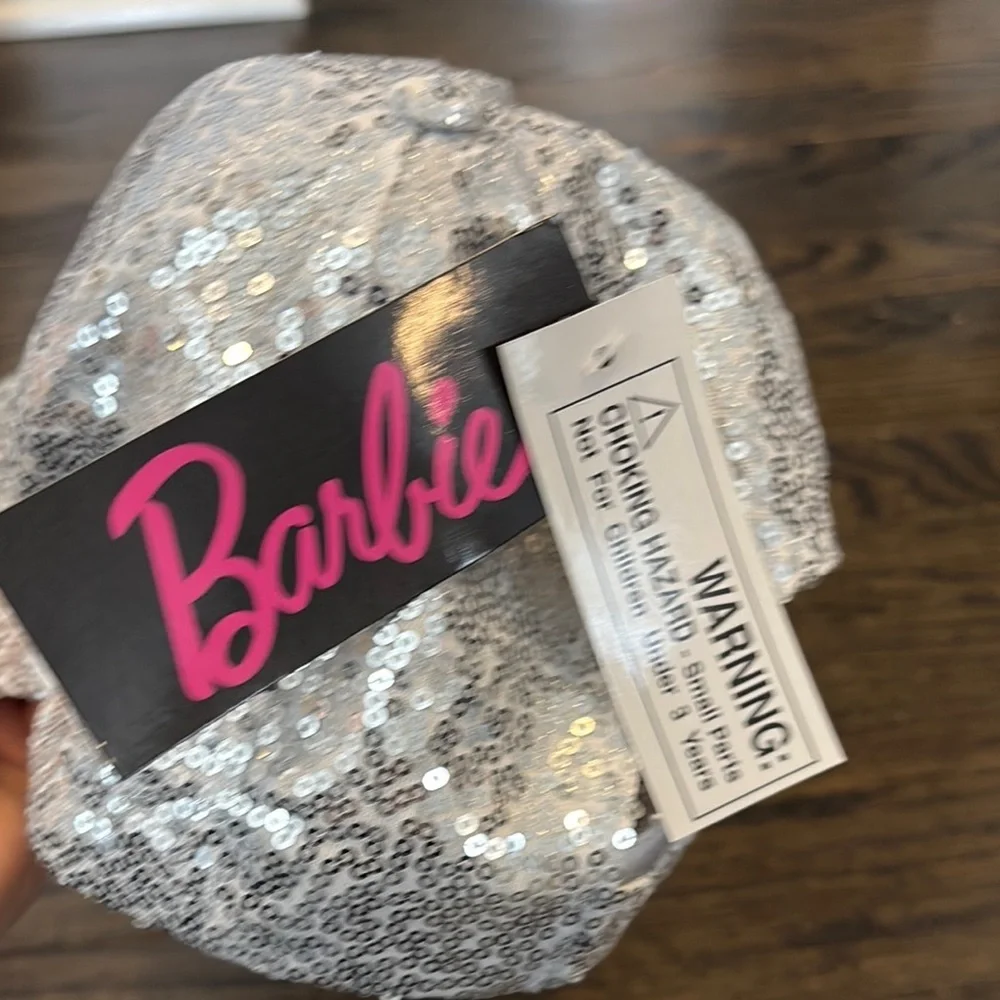 NWT Barbie Silver Sequin Kids Cap - Picture 2 of 4